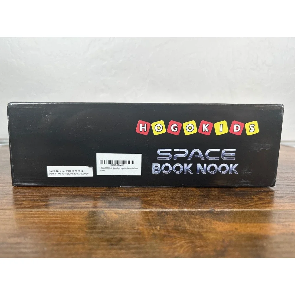 HOGOKIDS Space Book Nook Interstellar Building Block Set 945 Pcs SC9952 LED